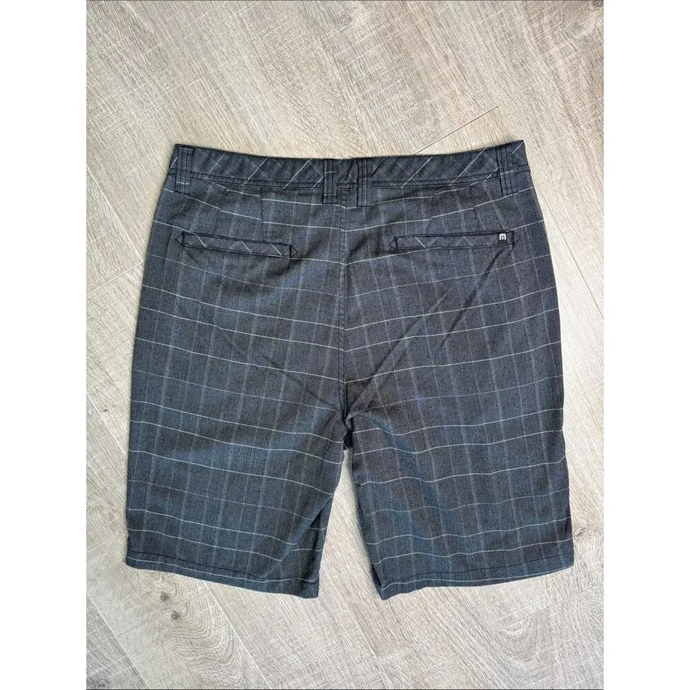 TRAVIS MATHEW Men's Gray Plaid Flat Front Shorts